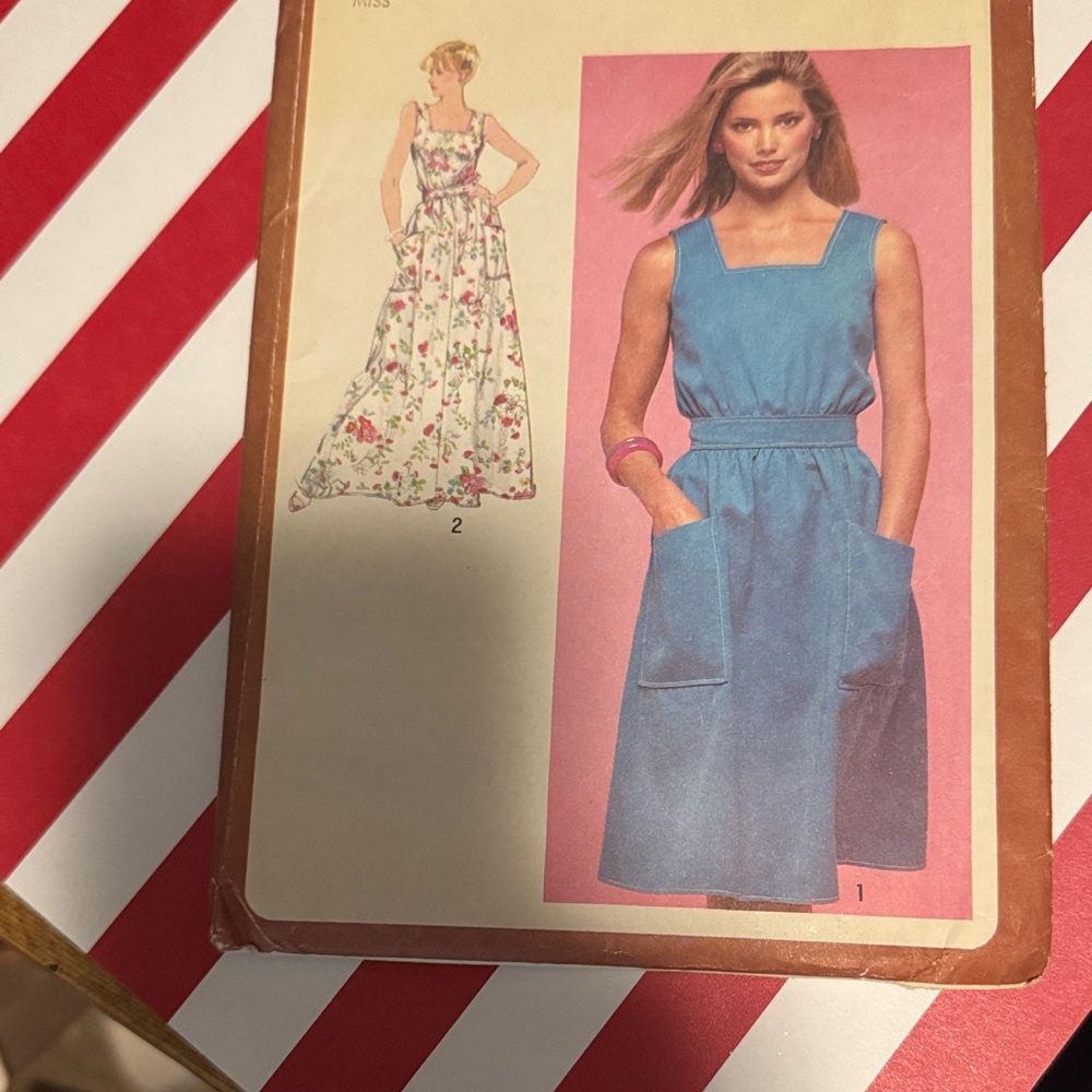 Elegant Blue Sleeveless Dress